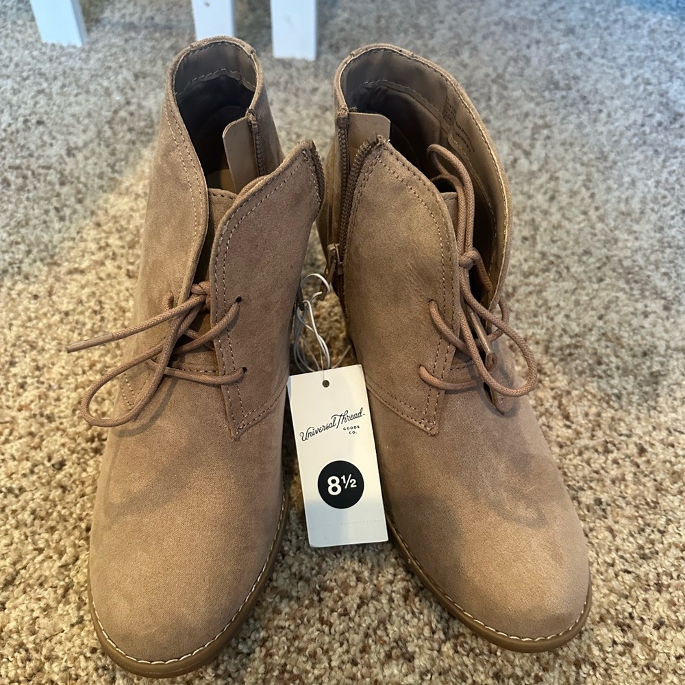 NWT target brand Universal Thread ankle wedge bootie